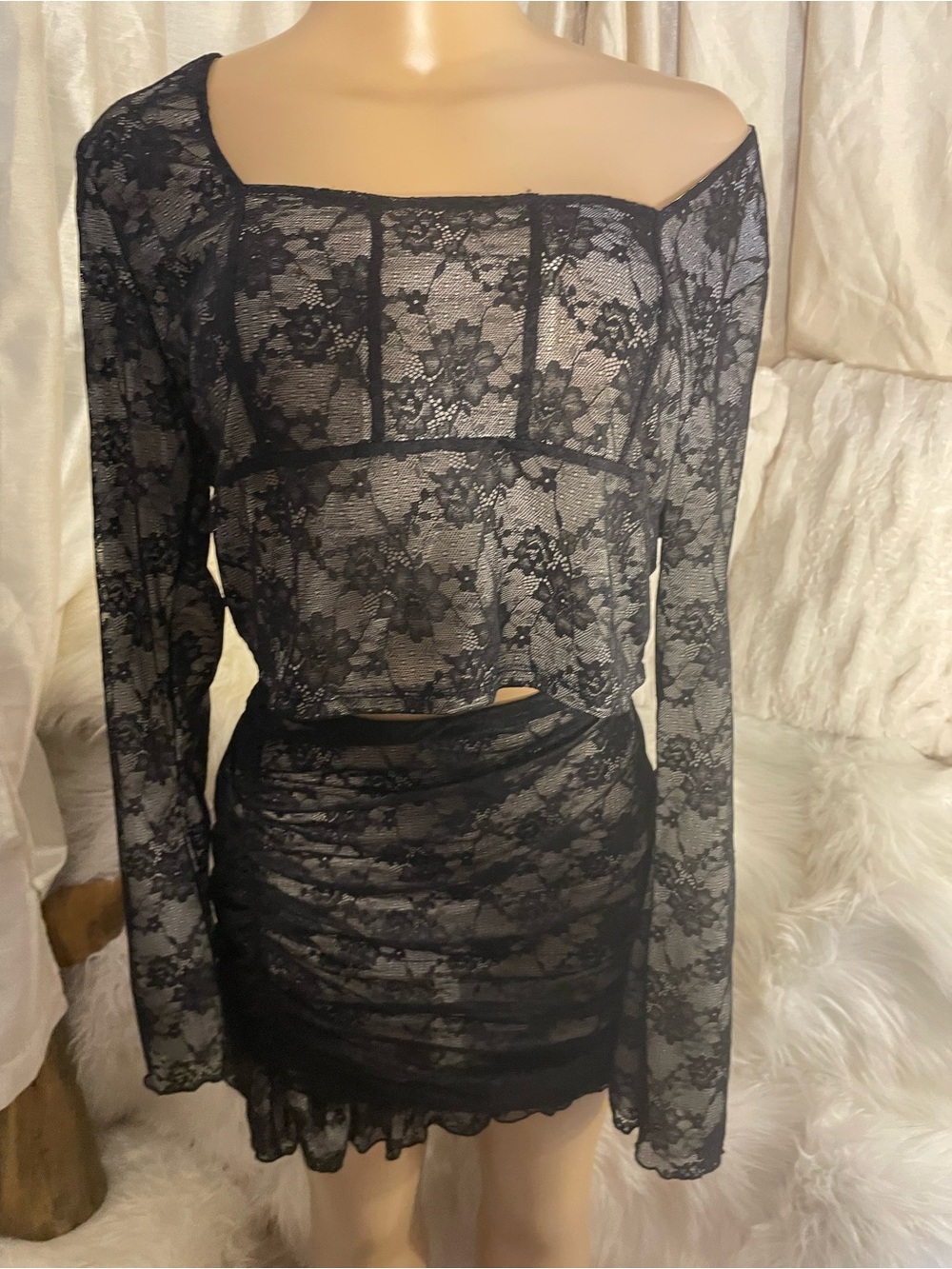 Forever 21 Black Lace Mini Skirt Set with Long-Sleeve Top Size 2x